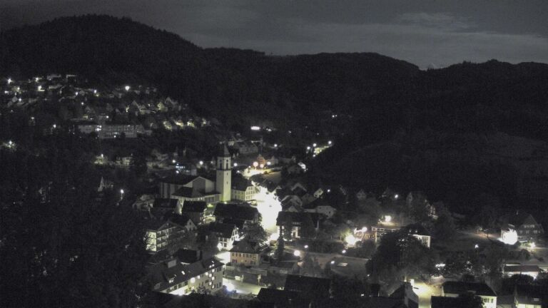 Dieses Bild zeigt eine Webcam-Aufnahme von Ottenhöfen, aufgenommen am Samstag, den 29.08.2026 um 05:00 Uhr