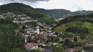 Dieses Bild zeigt eine Webcam-Aufnahme von Ottenhöfen, aufgenommen am Dienstag, den 09.06.2026 um 13:40 Uhr