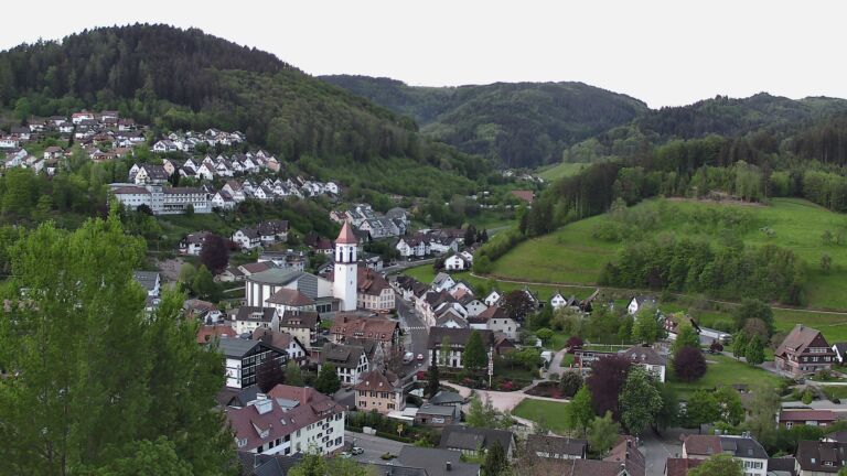 Dieses Bild zeigt eine Webcam-Aufnahme von Ottenhöfen, aufgenommen am Samstag, den 02.05.2026 um 06:10 Uhr