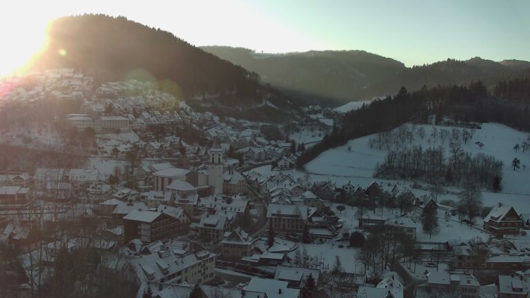 Dieses Bild zeigt eine Webcam-Aufnahme von Ottenhöfen, aufgenommen am Mittwoch, den 07.01.2026 um 09:20 Uhr