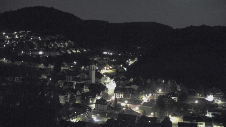 Dieses Bild zeigt eine Webcam-Aufnahme von Ottenhöfen, aufgenommen am Dienstag, den 28.04.2026 um 00:30 Uhr