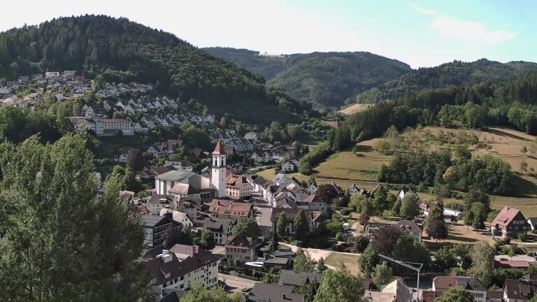 Dieses Bild zeigt eine Webcam-Aufnahme von Ottenhöfen, aufgenommen am Dienstag, den 21.07.2026 um 09:30 Uhr