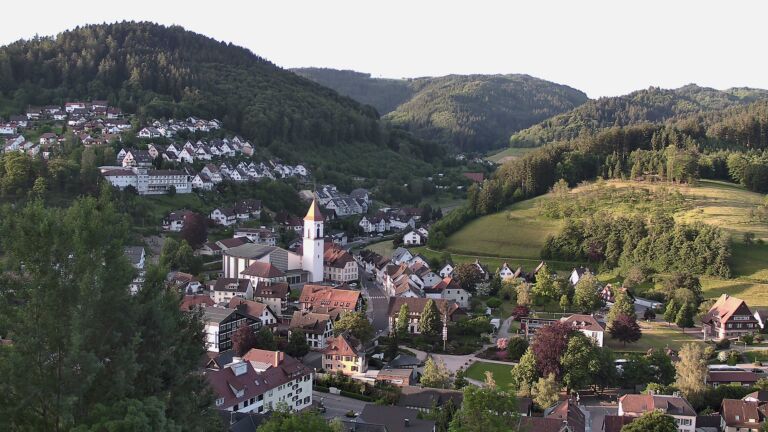 Dieses Bild zeigt eine Webcam-Aufnahme von Ottenhöfen, aufgenommen am Freitag, den 29.05.2026 um 06:40 Uhr