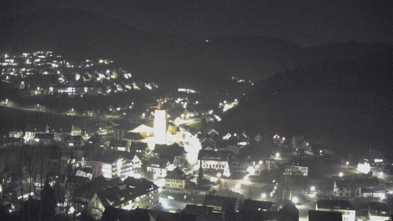 Dieses Bild zeigt eine Webcam-Aufnahme von Ottenhöfen, aufgenommen am Freitag, den 26.12.2025 um 20:10 Uhr