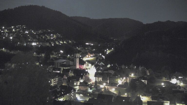 Dieses Bild zeigt eine Webcam-Aufnahme von Ottenhöfen, aufgenommen am Donnerstag, den 30.04.2026 um 23:00 Uhr
