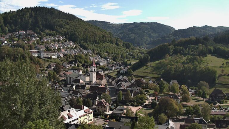 Dieses Bild zeigt eine Webcam-Aufnahme von Ottenhöfen, aufgenommen am Sonntag, den 27.09.2026 um 15:20 Uhr