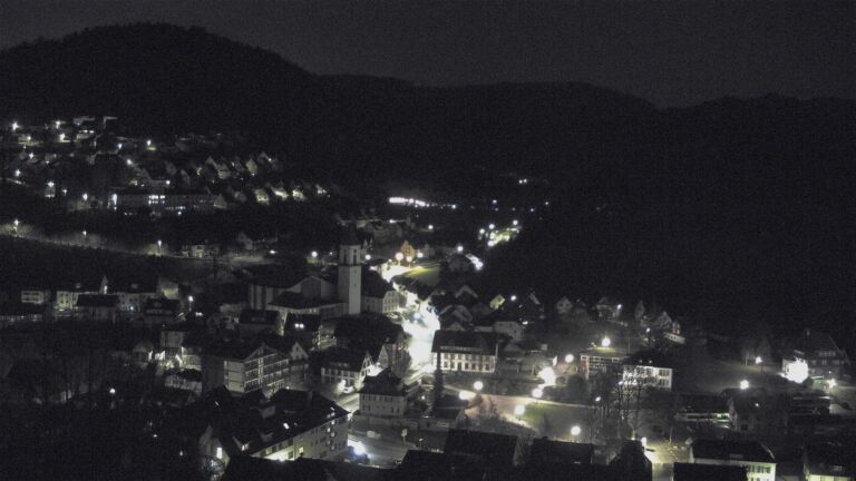 Dieses Bild zeigt eine Webcam-Aufnahme von Ottenhöfen, aufgenommen am Samstag, den 04.04.2026 um 01:30 Uhr