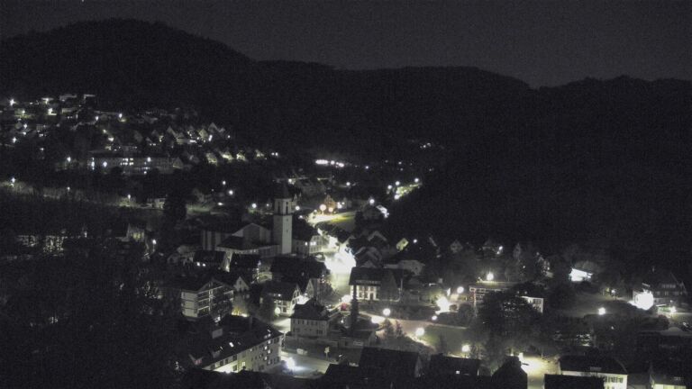 Dieses Bild zeigt eine Webcam-Aufnahme von Ottenhöfen, aufgenommen am Sonntag, den 26.04.2026 um 00:30 Uhr