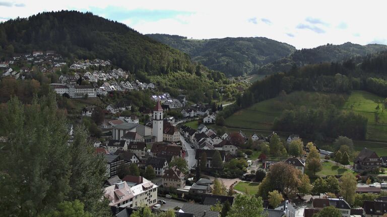 Dieses Bild zeigt eine Webcam-Aufnahme von Ottenhöfen, aufgenommen am Freitag, den 23.10.2026 um 14:00 Uhr