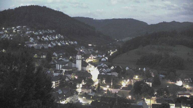 Dieses Bild zeigt eine Webcam-Aufnahme von Ottenhöfen, aufgenommen am Donnerstag, den 02.07.2026 um 04:30 Uhr