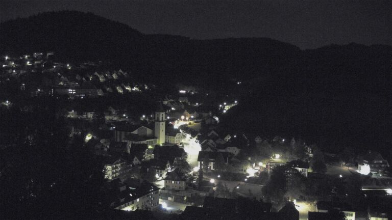 Dieses Bild zeigt eine Webcam-Aufnahme von Ottenhöfen, aufgenommen am Samstag, den 03.10.2026 um 05:00 Uhr