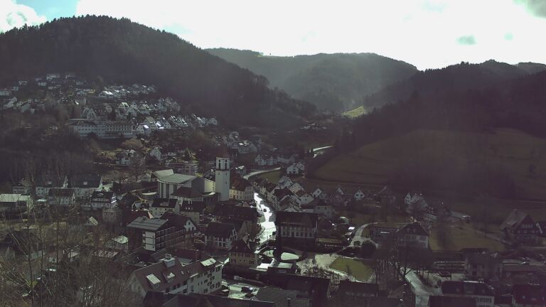 Dieses Bild zeigt eine Webcam-Aufnahme von Ottenhöfen, aufgenommen am Samstag, den 07.02.2026 um 12:00 Uhr