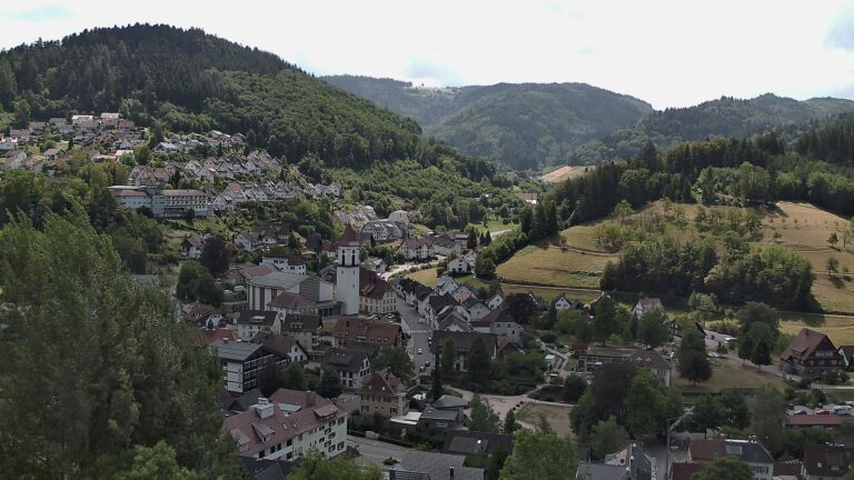 Dieses Bild zeigt eine Webcam-Aufnahme von Ottenhöfen, aufgenommen am Mittwoch, den 05.08.2026 um 12:40 Uhr