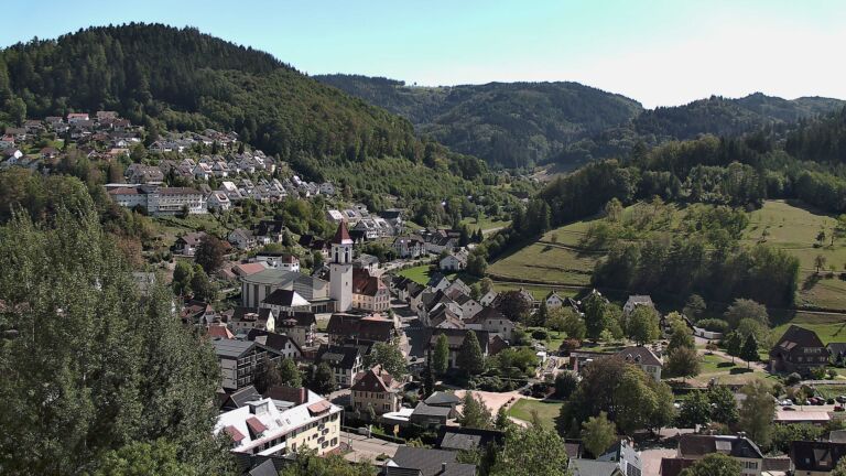 Dieses Bild zeigt eine Webcam-Aufnahme von Ottenhöfen, aufgenommen am Freitag, den 11.09.2026 um 14:50 Uhr