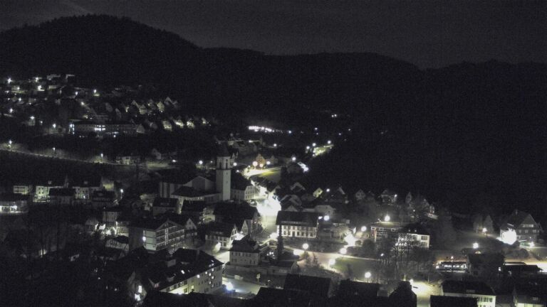 Dieses Bild zeigt eine Webcam-Aufnahme von Ottenhöfen, aufgenommen am Donnerstag, den 09.04.2026 um 04:00 Uhr