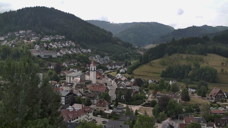 Dieses Bild zeigt eine Webcam-Aufnahme von Ottenhöfen, aufgenommen am Samstag, den 01.08.2026 um 10:40 Uhr