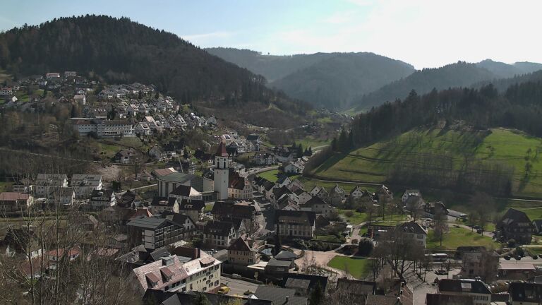 Dieses Bild zeigt eine Webcam-Aufnahme von Ottenhöfen, aufgenommen am Donnerstag, den 19.03.2026 um 13:40 Uhr