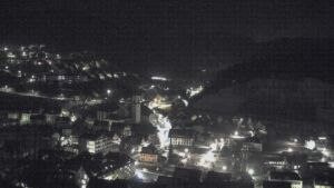 Dieses Bild zeigt eine Webcam-Aufnahme von Ottenhöfen, aufgenommen am Freitag, den 09.01.2026 um 04:00 Uhr