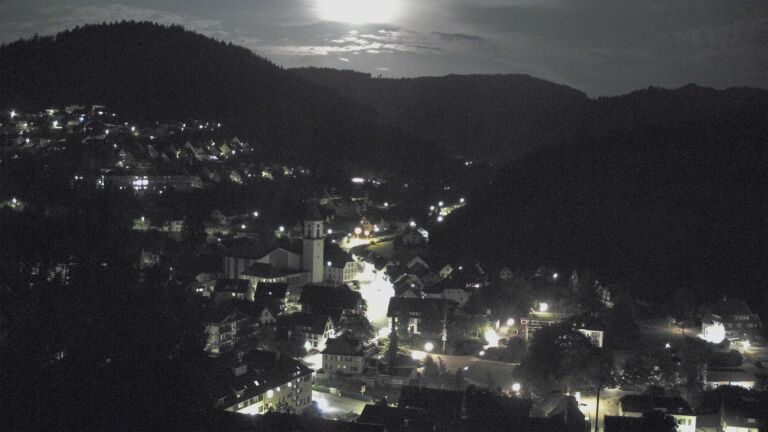 Dieses Bild zeigt eine Webcam-Aufnahme von Ottenhöfen, aufgenommen am Dienstag, den 30.06.2026 um 00:00 Uhr