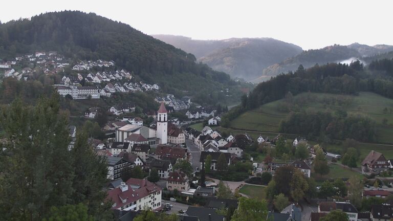 Dieses Bild zeigt eine Webcam-Aufnahme von Ottenhöfen, aufgenommen am Freitag, den 09.10.2026 um 08:30 Uhr