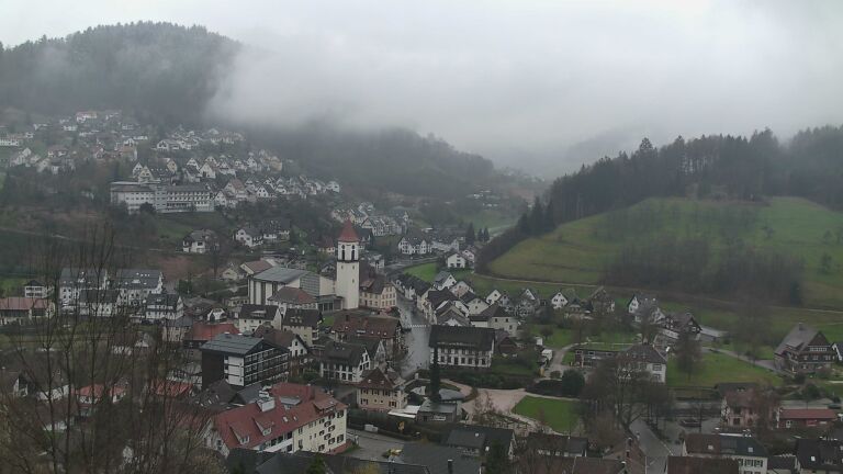 Dieses Bild zeigt eine Webcam-Aufnahme von Ottenhöfen, aufgenommen am Samstag, den 28.03.2026 um 16:30 Uhr