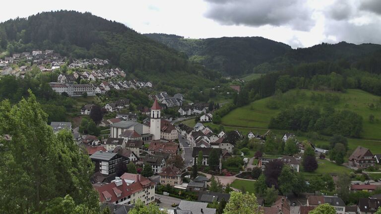 Dieses Bild zeigt eine Webcam-Aufnahme von Ottenhöfen, aufgenommen am Freitag, den 15.05.2026 um 11:50 Uhr
