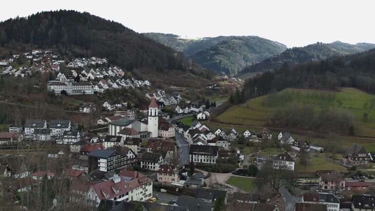 Dieses Bild zeigt eine Webcam-Aufnahme von Ottenhöfen, aufgenommen am Dienstag, den 17.02.2026 um 15:20 Uhr