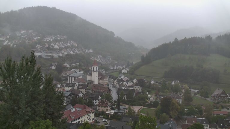 Dieses Bild zeigt eine Webcam-Aufnahme von Ottenhöfen, aufgenommen am Samstag, den 10.10.2026 um 08:30 Uhr