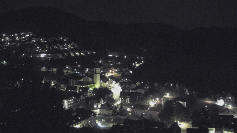 Dieses Bild zeigt eine Webcam-Aufnahme von Ottenhöfen, aufgenommen am Sonntag, den 16.08.2026 um 22:00 Uhr