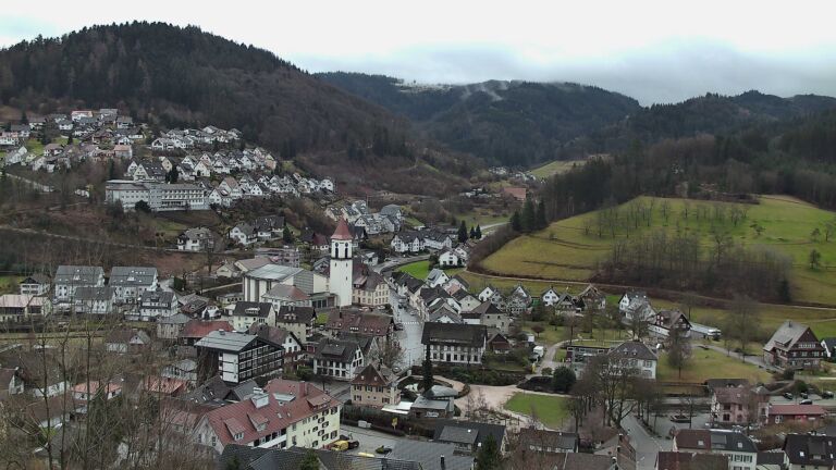 Dieses Bild zeigt eine Webcam-Aufnahme von Ottenhöfen, aufgenommen am Dienstag, den 17.02.2026 um 11:10 Uhr