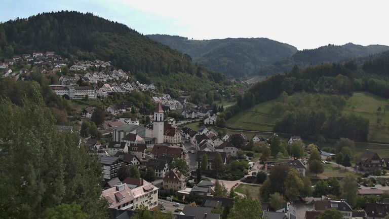 Dieses Bild zeigt eine Webcam-Aufnahme von Ottenhöfen, aufgenommen am Montag, den 28.09.2026 um 14:20 Uhr