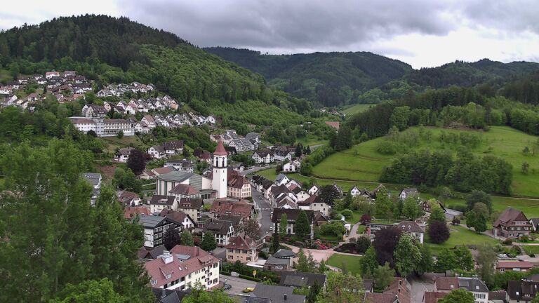 Dieses Bild zeigt eine Webcam-Aufnahme von Ottenhöfen, aufgenommen am Montag, den 11.05.2026 um 09:40 Uhr
