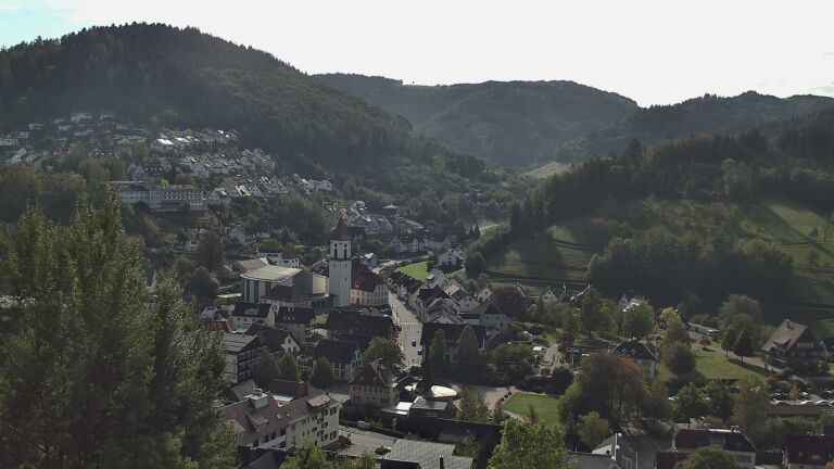 Dieses Bild zeigt eine Webcam-Aufnahme von Ottenhöfen, aufgenommen am Donnerstag, den 15.10.2026 um 12:00 Uhr
