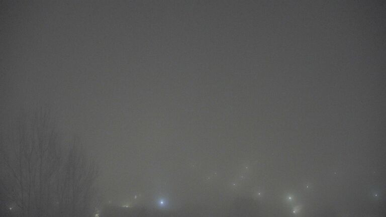 Dieses Bild zeigt eine Webcam-Aufnahme von Ottenhöfen, aufgenommen am Mittwoch, den 04.02.2026 um 19:20 Uhr