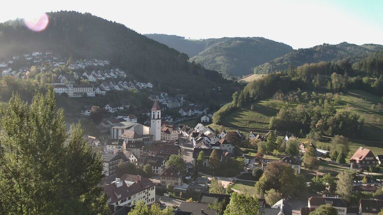 Dieses Bild zeigt eine Webcam-Aufnahme von Ottenhöfen, aufgenommen am Samstag, den 26.09.2026 um 09:20 Uhr