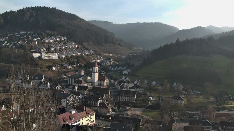 Dieses Bild zeigt eine Webcam-Aufnahme von Ottenhöfen, aufgenommen am Montag, den 09.02.2026 um 16:00 Uhr