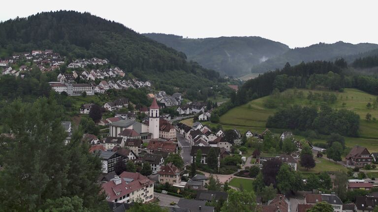 Dieses Bild zeigt eine Webcam-Aufnahme von Ottenhöfen, aufgenommen am Sonntag, den 31.05.2026 um 20:00 Uhr