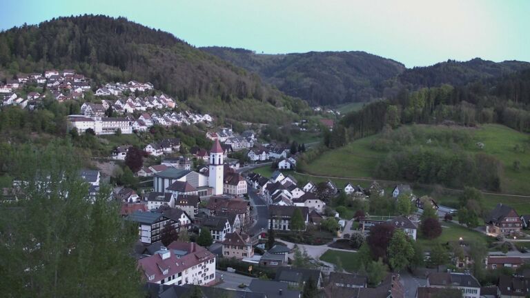 Dieses Bild zeigt eine Webcam-Aufnahme von Ottenhöfen, aufgenommen am Sonntag, den 26.04.2026 um 20:50 Uhr