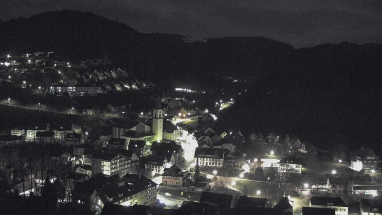 Dieses Bild zeigt eine Webcam-Aufnahme von Ottenhöfen, aufgenommen am Mittwoch, den 01.04.2026 um 05:30 Uhr