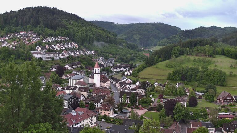 Dieses Bild zeigt eine Webcam-Aufnahme von Ottenhöfen, aufgenommen am Mittwoch, den 20.05.2026 um 06:20 Uhr
