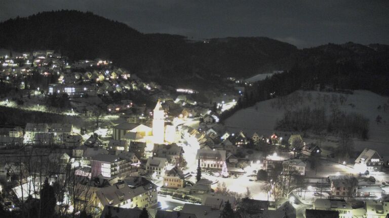 Dieses Bild zeigt eine Webcam-Aufnahme von Ottenhöfen, aufgenommen am Sonntag, den 04.01.2026 um 20:50 Uhr