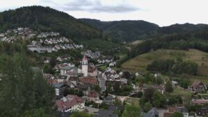 Dieses Bild zeigt eine Webcam-Aufnahme von Ottenhöfen, aufgenommen am Montag, den 31.08.2026 um 11:10 Uhr