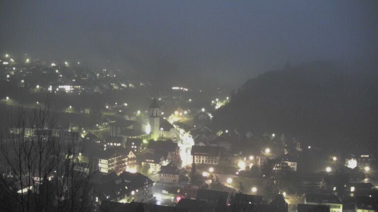 Dieses Bild zeigt eine Webcam-Aufnahme von Ottenhöfen, aufgenommen am Montag, den 13.04.2026 um 20:50 Uhr