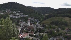 Dieses Bild zeigt eine Webcam-Aufnahme von Ottenhöfen, aufgenommen am Montag, den 31.08.2026 um 13:20 Uhr