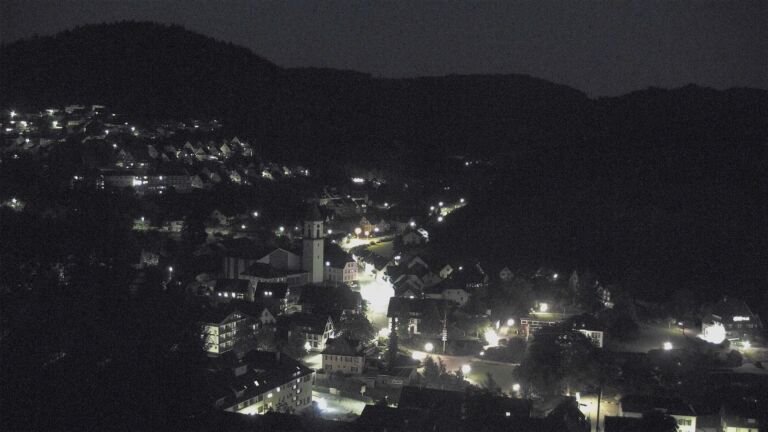 Dieses Bild zeigt eine Webcam-Aufnahme von Ottenhöfen, aufgenommen am Dienstag, den 16.06.2026 um 23:00 Uhr