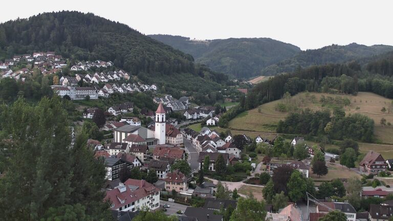 Dieses Bild zeigt eine Webcam-Aufnahme von Ottenhöfen, aufgenommen am Donnerstag, den 16.07.2026 um 05:50 Uhr