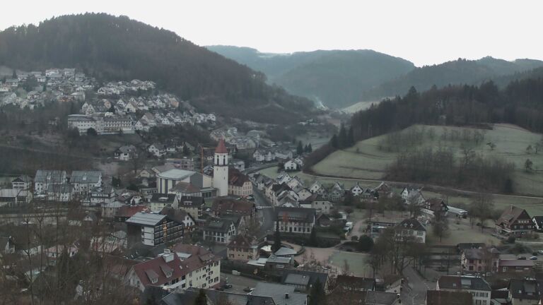 Dieses Bild zeigt eine Webcam-Aufnahme von Ottenhöfen, aufgenommen am Freitag, den 26.12.2025 um 08:10 Uhr