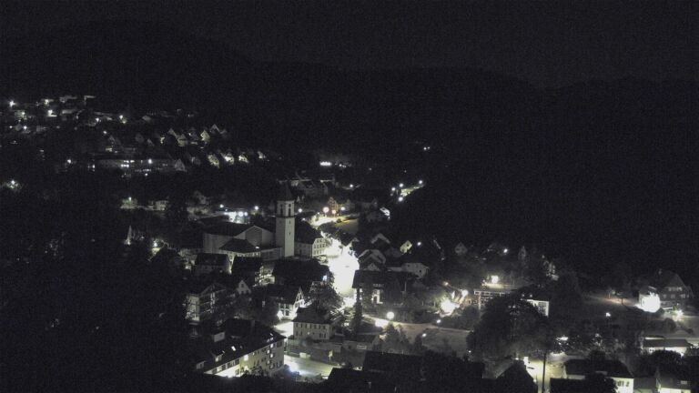 Dieses Bild zeigt eine Webcam-Aufnahme von Ottenhöfen, aufgenommen am Montag, den 10.08.2026 um 03:30 Uhr