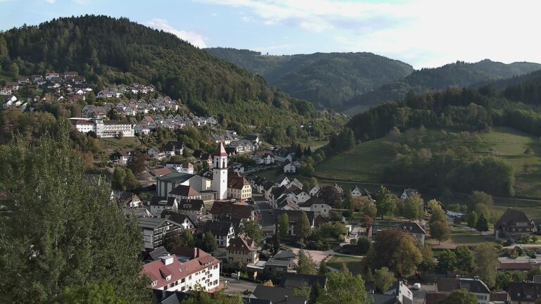 Dieses Bild zeigt eine Webcam-Aufnahme von Ottenhöfen, aufgenommen am Mittwoch, den 30.09.2026 um 16:50 Uhr