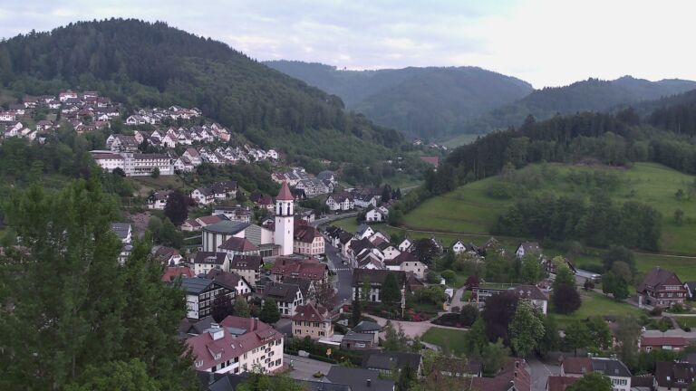 Dieses Bild zeigt eine Webcam-Aufnahme von Ottenhöfen, aufgenommen am Donnerstag, den 07.05.2026 um 20:50 Uhr
